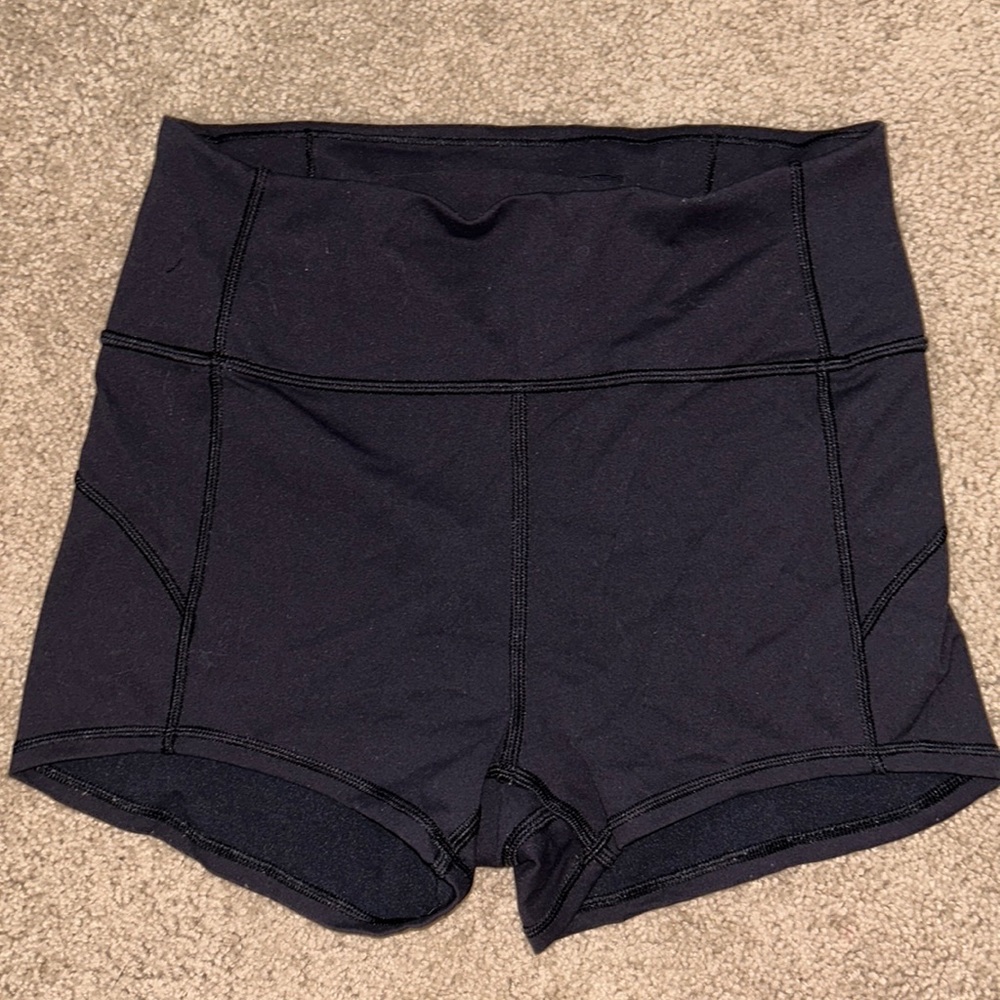 Lululemon booty shorts